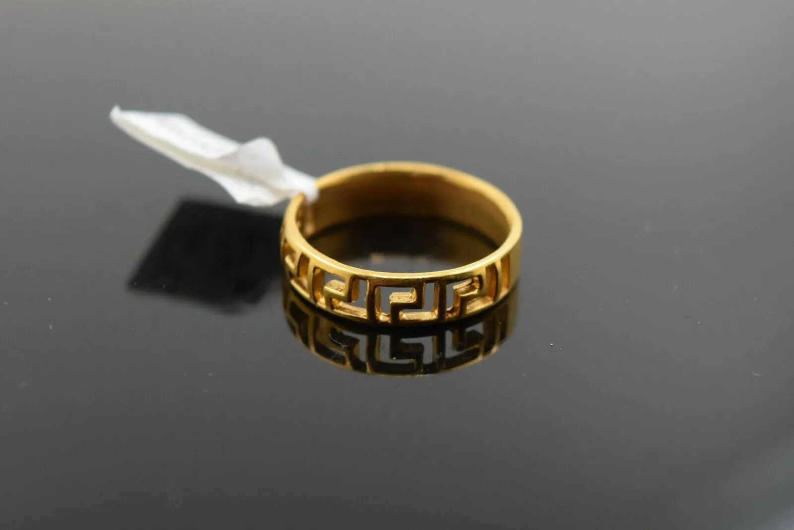 22k Ring Solid Gold Elegant Italian Pattern Design Ladies Ring Size R2078 mon