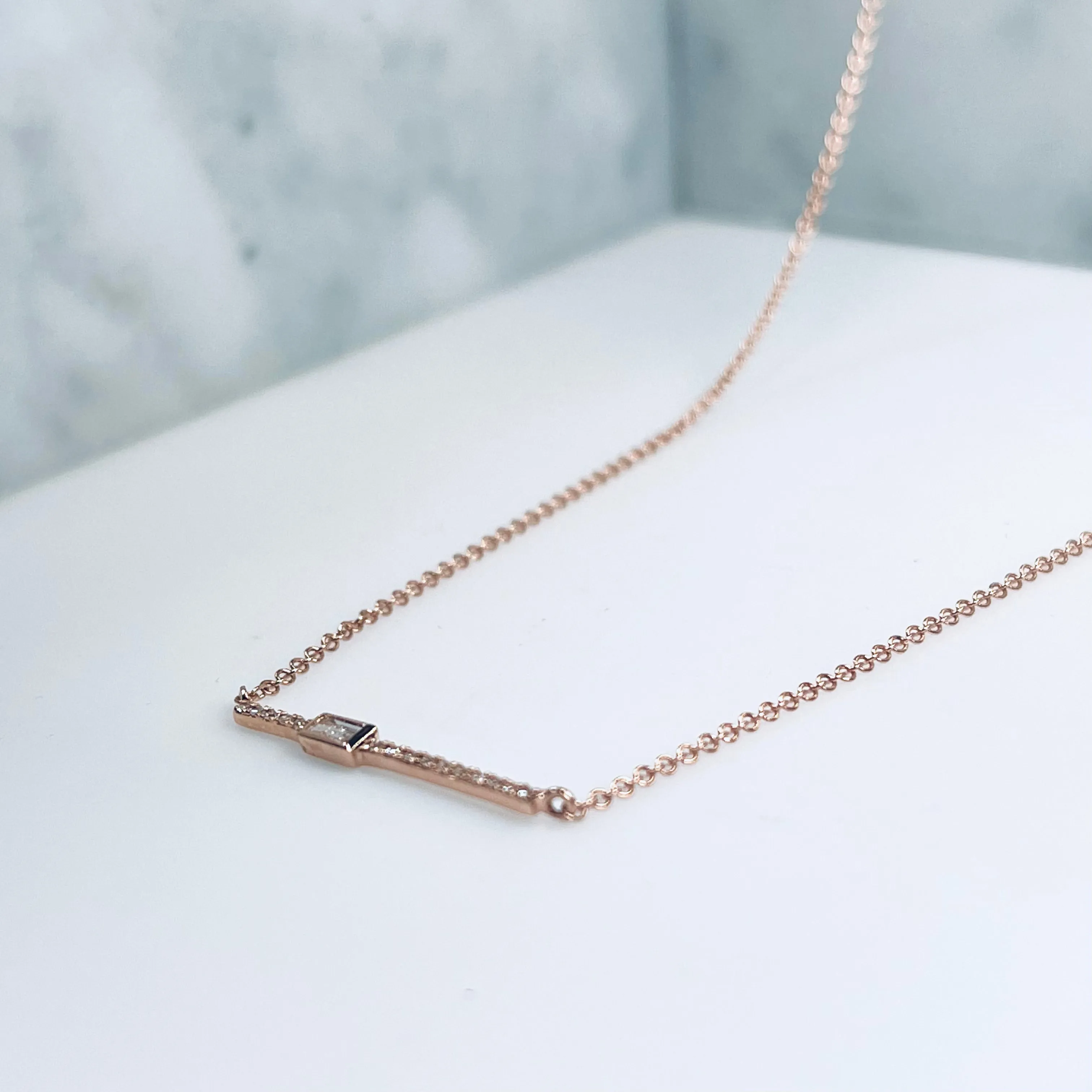 Bar Necklace in 14kt Gold with Diamond - WD364