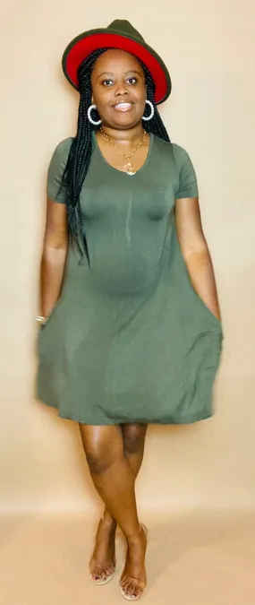 Chic Short-Sleeve Dress with Pockets