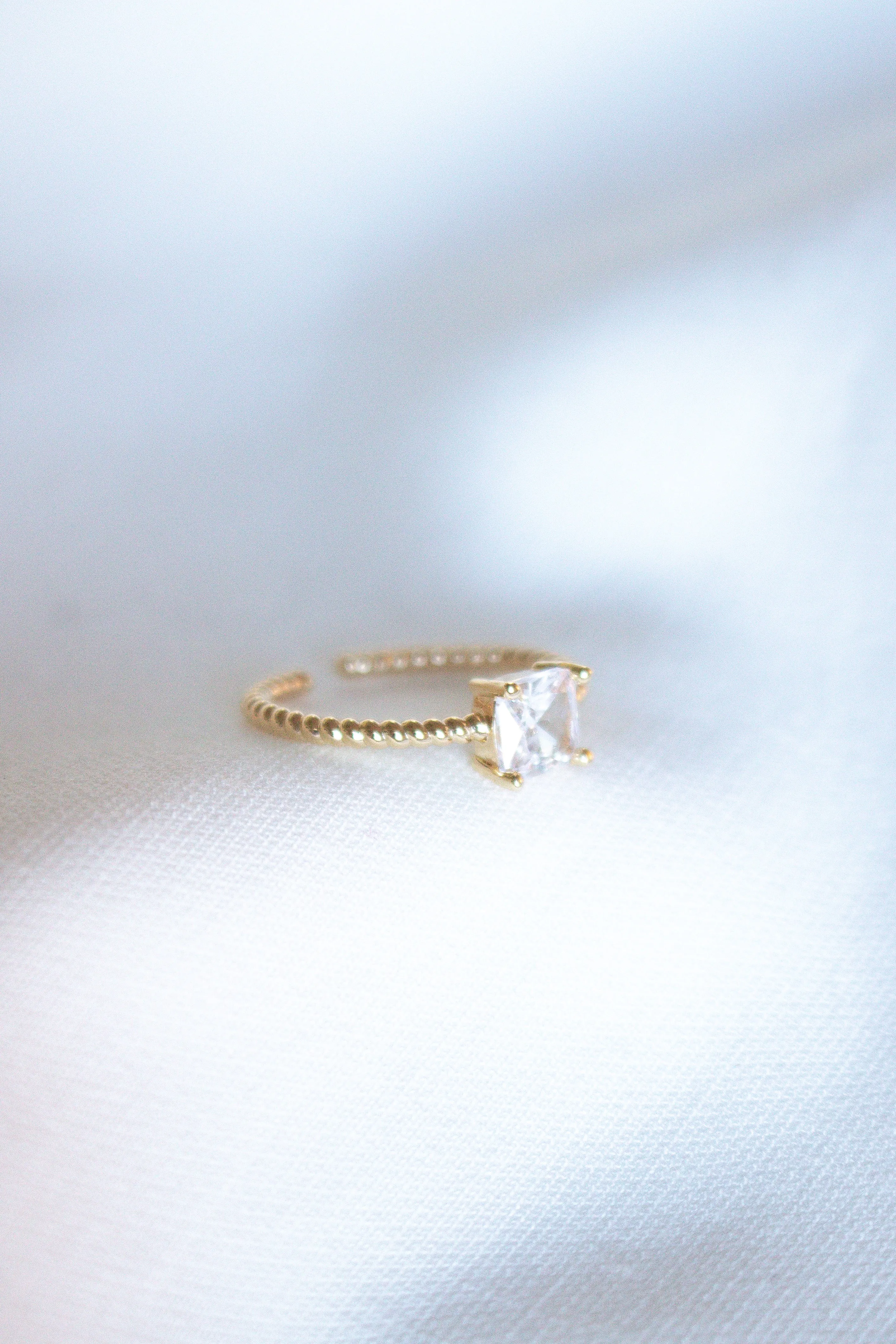 Top 10 Best Rose Rings for a Romantic Gesture